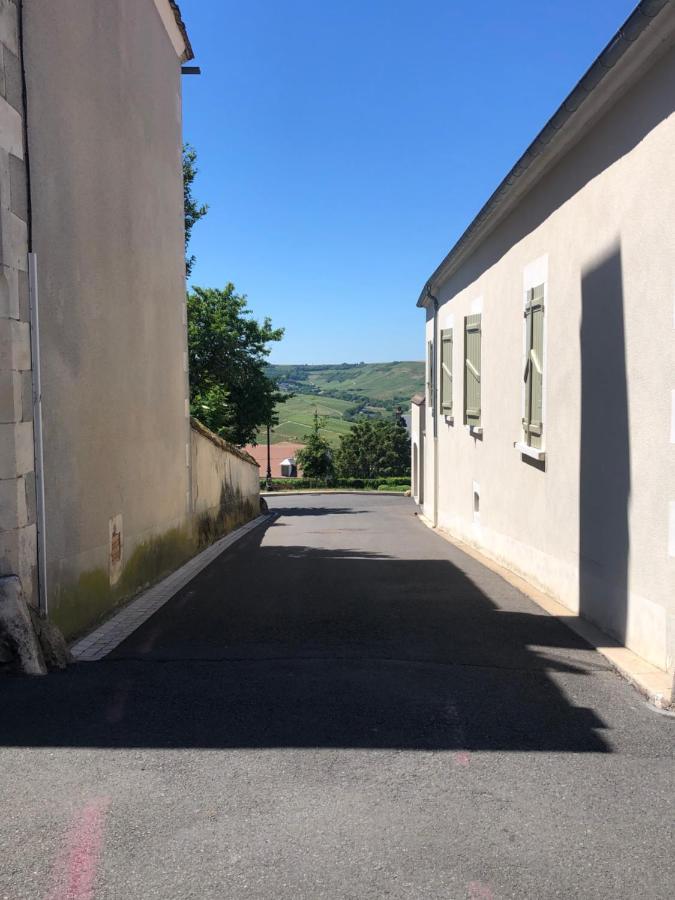 Grand Studio Centre Historique Sancerre Apartment Exterior photo